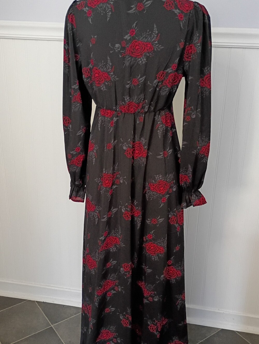 Killstar Hail Pandora Maxi Dress Black Red Skull Pentagram Goth Size Large NWT - Picture 8 of 16